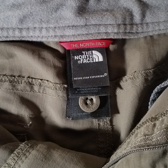 NWOT North Face Olive Nylon Hiking Shorts - Picture 7 of 8